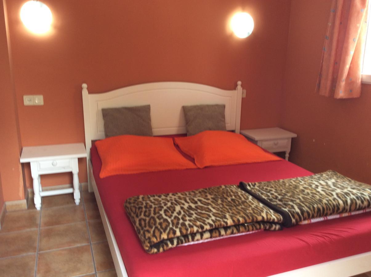Pinkflamingo Hotel Denia Kültér fotó